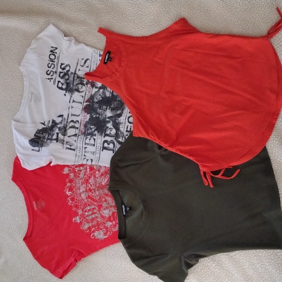 4 EXPRESS Shirts. Size Medium - Picture 1 of 13